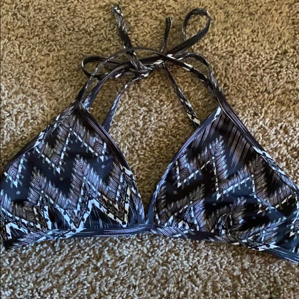 Jolyn Triangle Top